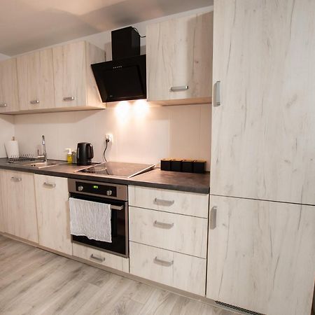 צ'סטוצ'ובה Apartament Krakowska מראה חיצוני תמונה